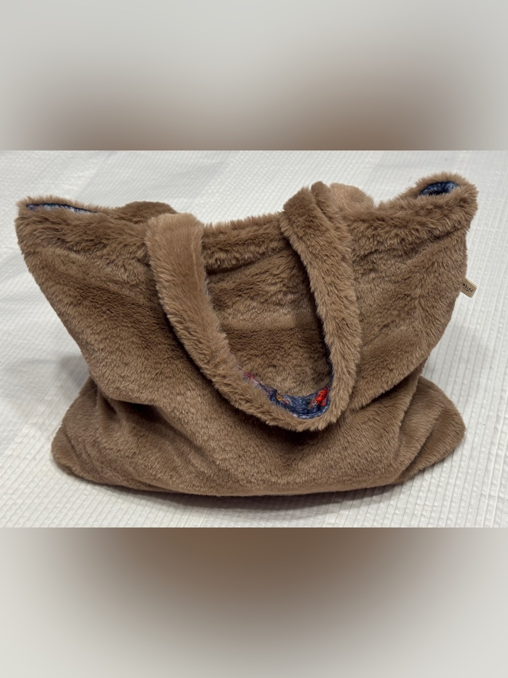 Plush Faux Fur REVERSIBLE TOTE - Picture 2 of 5